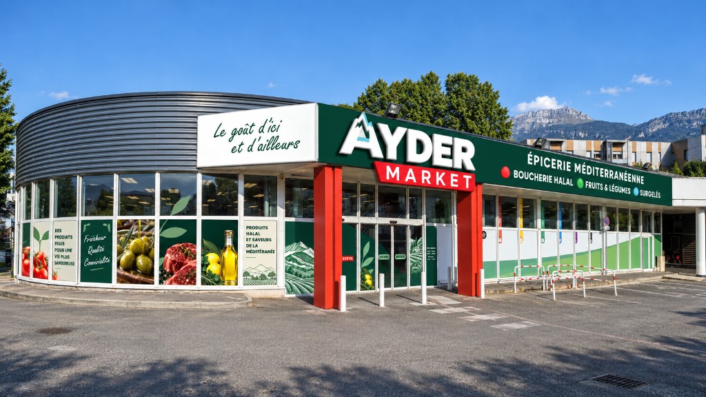 Simulation 3D — façade Ayder Market, logo, enseigne et vitrophanie épicerie méditerranéenne, Djan Studio
